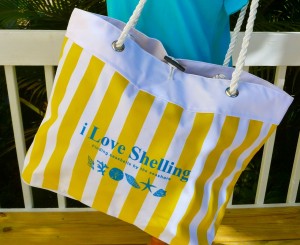 iLoveShelling tote bag