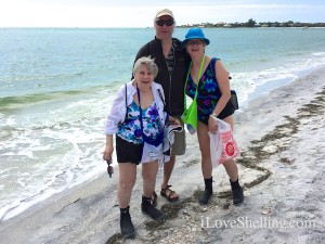 Tom, Kathleen Joann visit Florida from Ohio to find shells